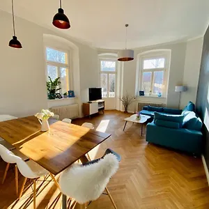 Park View Apartment